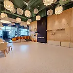 Apartment Urban Apartments Skyline - Sokolska Towers 30A - Gym & Sauna - 2 Free Garages - Luxury Katowice