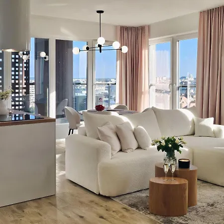 Apartamento Urban Luxury Skyline Sokolska Towers 30a, 2 Free Garages, Gym & Sauna, Self Check-in Katowice