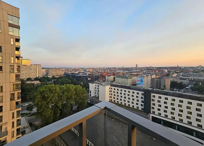 Urban Luxury Skyline Sokolska Towers 30a, 2 Free Garages, Gym & Sauna, Self Check-in